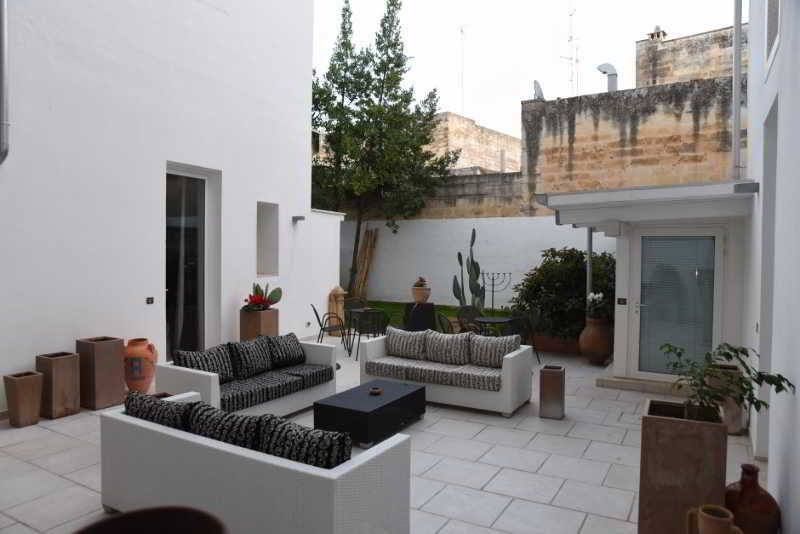 Up Room&Suite Lecce Exterior foto